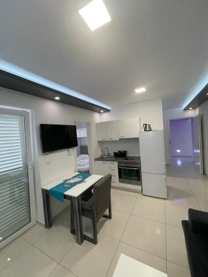 Villa San Antonio-Exclusive Apartments Baška Buitenkant foto